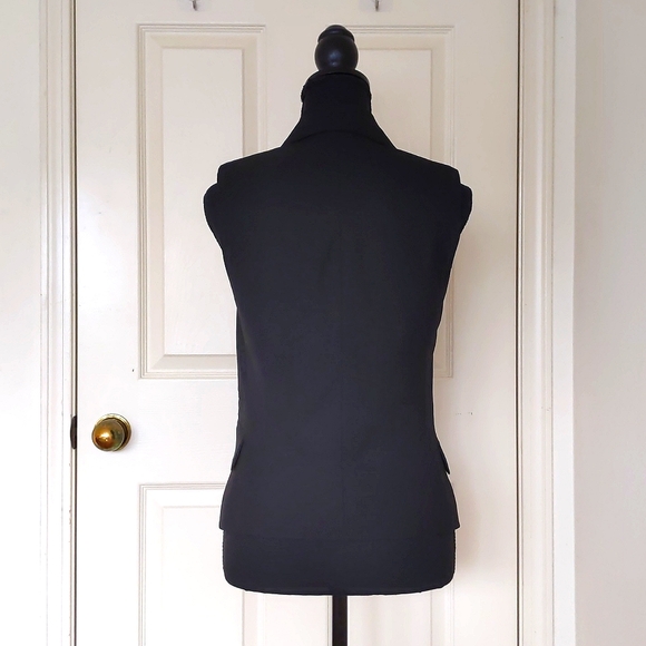 NWT. The Limited Fully lined sleeveless blazer vest with real pockets. - Picture 2 of 8